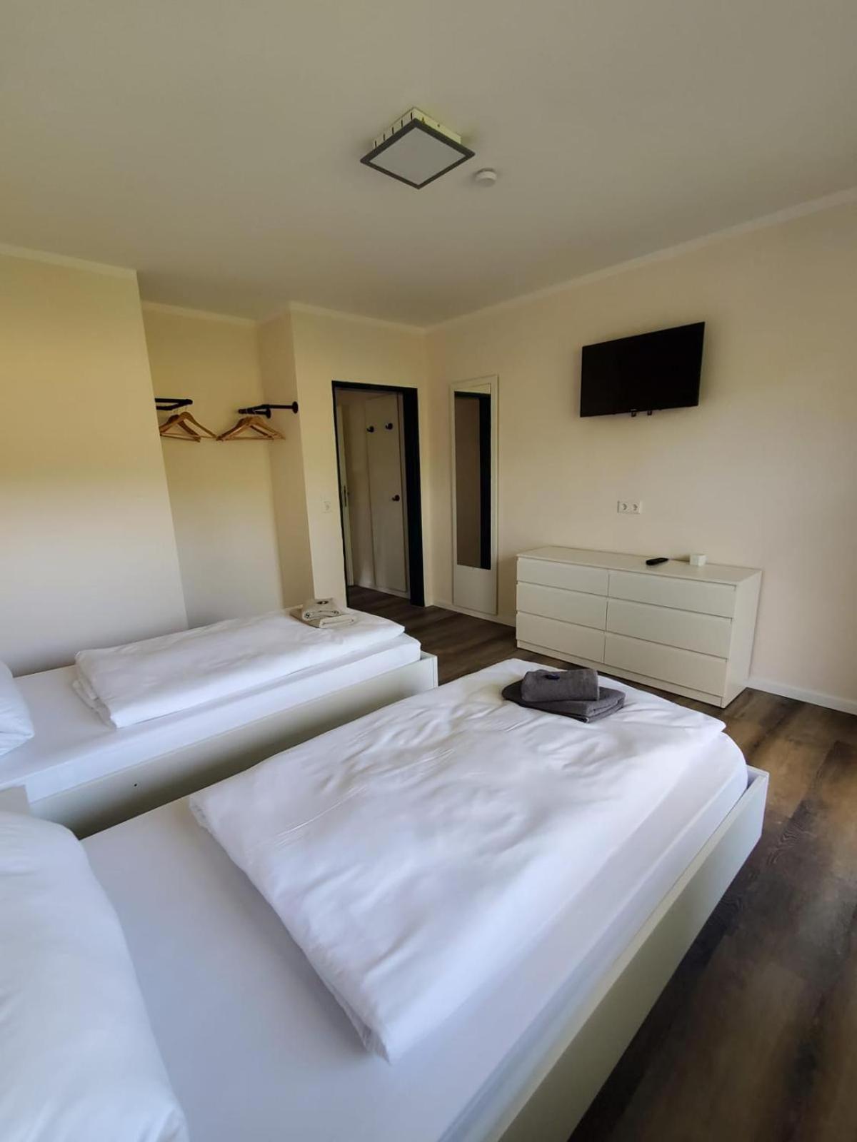 Apartment Gaestehaus Am Wald Lichtenau (Westphalia)